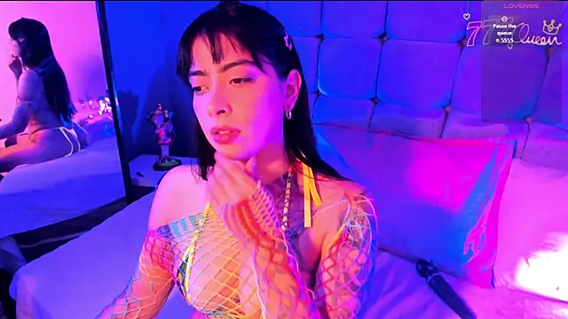 Blue Aura  online show from 05-12-26, 10:29