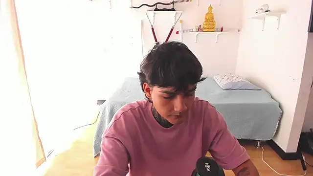 Snapshot of Your_Tao chatting on 02-16-26, 04:14 Your Tao online show from 02-16-26, 04:14