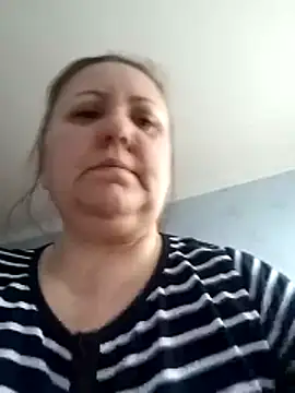 Snapshot of LockyCharm111 chatting on 02-13-26, 07:37 LockyCharm111 online show from 02-13-26, 07:37