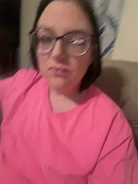 FreaksOffALeash3261 online show from 05-16-26, 03:36