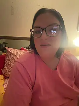 FreaksOffALeash3261 online show from 05-16-26, 12:04