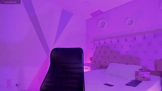 DulcePrince  online show from 04-18-26, 11:58