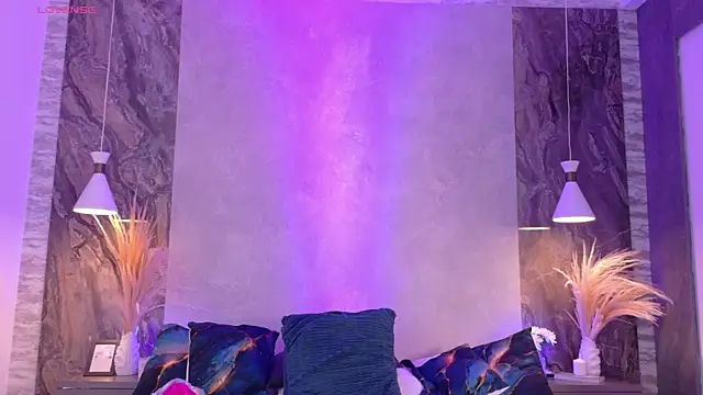 Hannah-Prada online show from 04-10-26, 11:59