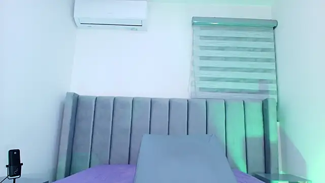 freyhasmith  online show from 03-06-26, 03:03