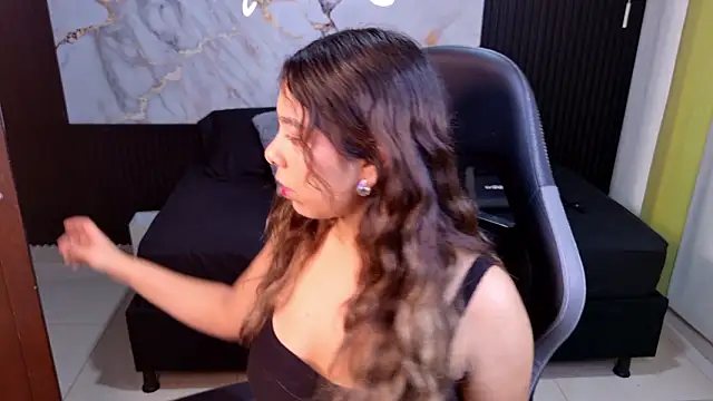 Snapshot of Sophie19__ chatting on 02-25-26, 12:26 Sophie19 online show from 02-25-26, 12:26