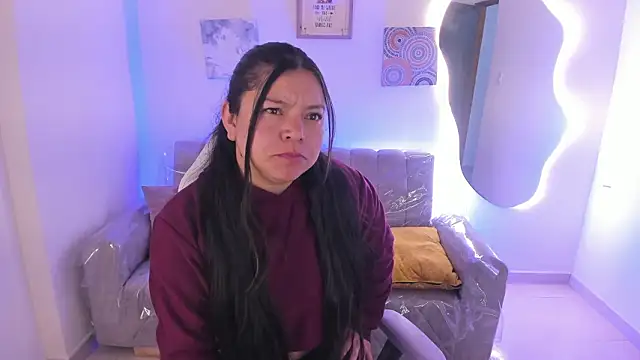 Snapshot of Afrodita_rouss chatting on 02-17-26, 08:26 Afrodita rouss online show from 02-17-26, 08:26