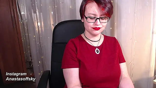 Super Naked Anastas online show from 04-13-26, 07:52