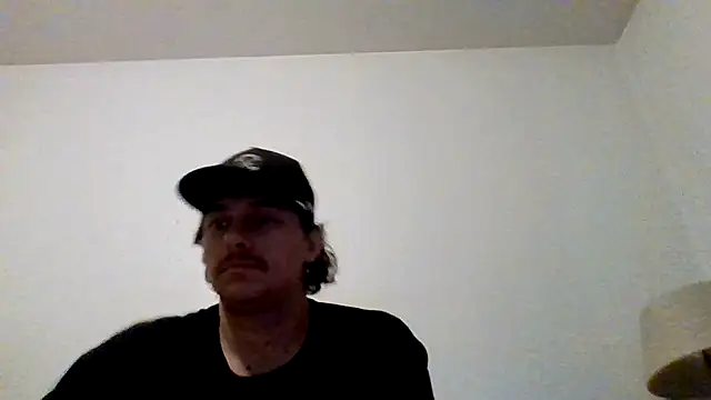 Snapshot of Tallhungandcloudy chatting on 02-17-26, 07:27 Tallhungandcloudy online show from 02-17-26, 07:27