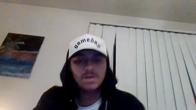 Snapshot of Tallhungandcloudy chatting on 02-20-26, 08:49 Tallhungandcloudy online show from 02-20-26, 08:49