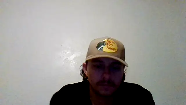Snapshot of Tallhungandcloudy chatting on 02-24-26, 11:08 Tallhungandcloudy online show from 02-24-26, 11:08