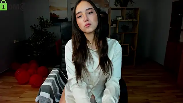 Snapshot of Effy_Royse chatting on 02-22-26, 06:35 Effy Royse online show from 02-22-26, 06:35