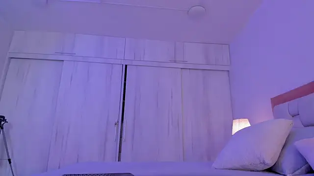 Bunny Blush1 online show from 04-07-26, 07:14