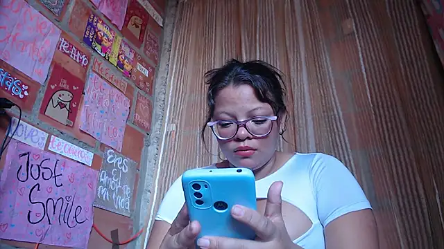 Snapshot of vanuslovelatina chatting on 03-20-26, 06:02 vanuslovelatina online show from 03-20-26, 06:02