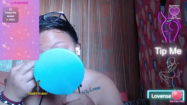 Snapshot of vanuslovelatina chatting on 04-11-26, 10:25 vanuslovelatina online show from 04-11-26, 10:25