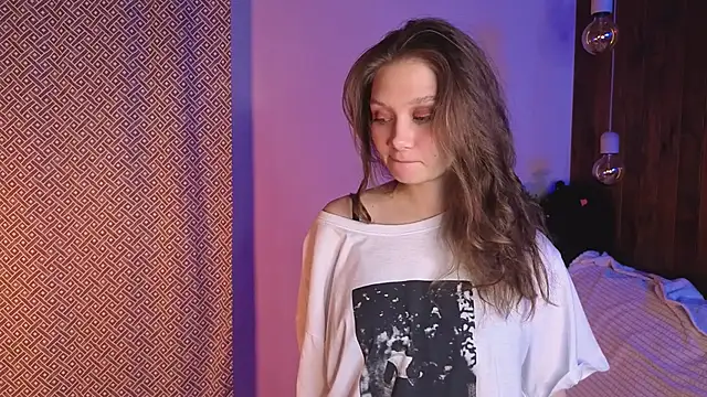 Snapshot of HolliBillig chatting on 03-16-26, 07:07 HolliBillig online show from 03-16-26, 07:07