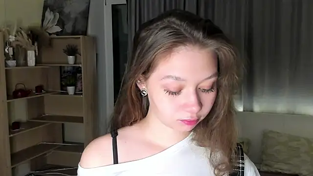 Snapshot of HolliBillig chatting on 04-05-26, 07:11 HolliBillig online show from 04-05-26, 07:11