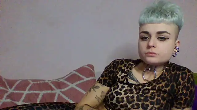 Snapshot of AlisaDear257 chatting on 02-13-26, 08:05 AlisaDear257 online show from 02-13-26, 08:05