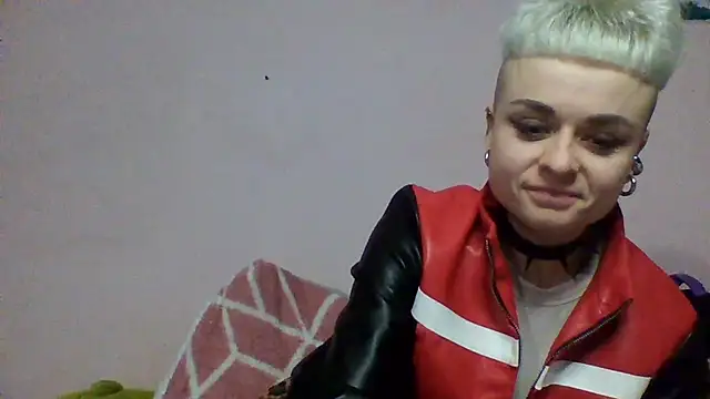 Snapshot of AlisaDear257 chatting on 02-19-26, 07:54 AlisaDear257 online show from 02-19-26, 07:54