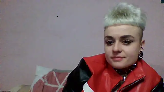 Snapshot of AlisaDear257 chatting on 02-20-26, 08:42 AlisaDear257 online show from 02-20-26, 08:42