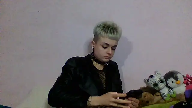 AlisaDear257 online show from 04-10-26, 06:56