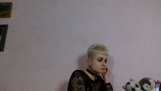 AlisaDear257 online show from 04-17-26, 06:55