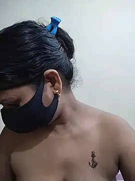 Snapshot of ankita077 chatting on 04-28-26, 11:32 ankita077 online show from 04-28-26, 11:32