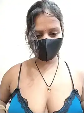 Snapshot of ankita077 chatting on 05-17-26, 05:20 ankita077 online show from 05-17-26, 05:20