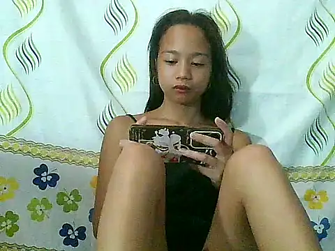 Asianpinay Skinny1818 online show from 04-14-26, 11:00