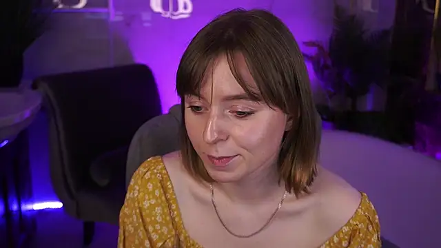 SofiaLuxuryy online show from 04-20-26, 02:42