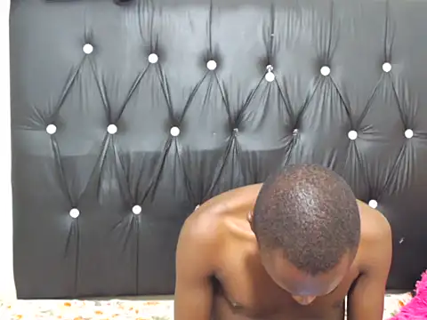 Snapshot of NtandoXx chatting on 02-15-26, 08:49 NtandoXx online show from 02-15-26, 08:49