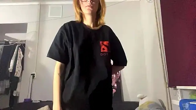 Sweety Burger online show from 02-11-26, 04:12