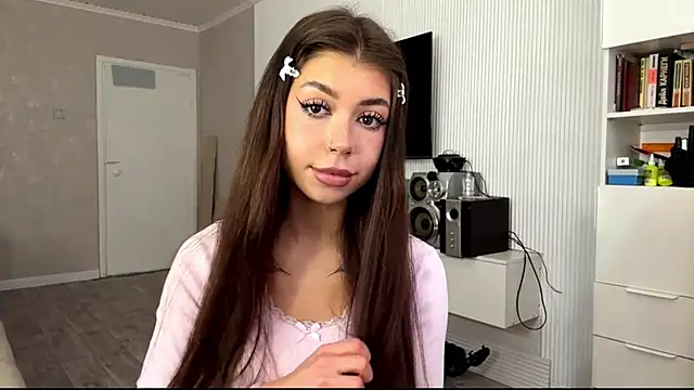 You Club Winx online show from 03-19-26, 09:24