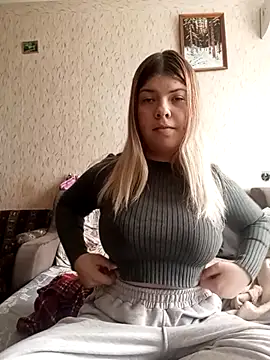 EvaTallor online show from 03-24-26, 08:41