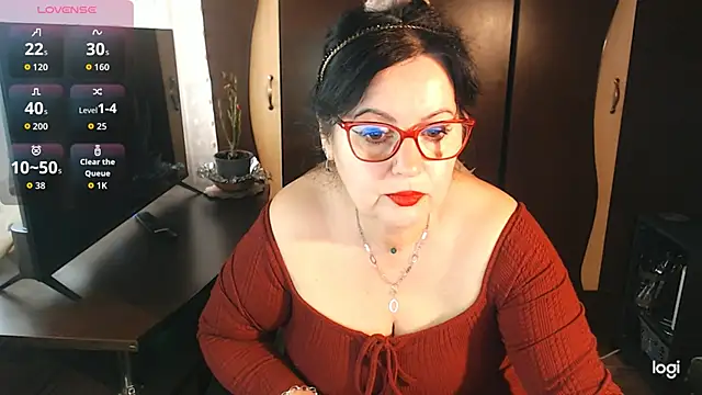 Snapshot of exiMIlf chatting on 02-24-26, 11:30 exiMIlf online show from 02-24-26, 11:30