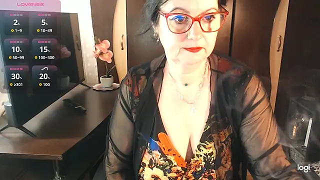 Snapshot of exiMIlf chatting on 03-02-26, 12:01 exiMIlf online show from 03-02-26, 12:01