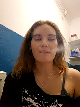 sweetsophie69 online show from 03-09-26, 06:45