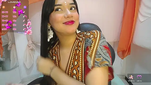 Snapshot of Sita_Nair chatting on 04-18-26, 12:20 Sita Nair online show from 04-18-26, 12:20