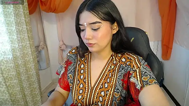 Snapshot of Sita_Nair chatting on 05-18-26, 07:52 Sita Nair online show from 05-18-26, 07:52