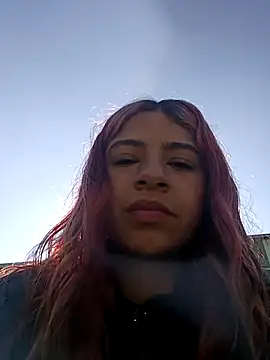 Snapshot of lunabloom2 chatting on 02-28-26, 01:01 lunabloom2 online show from 02-28-26, 01:01