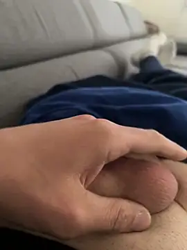 J3r3m66 online show from 04-23-26, 02:19