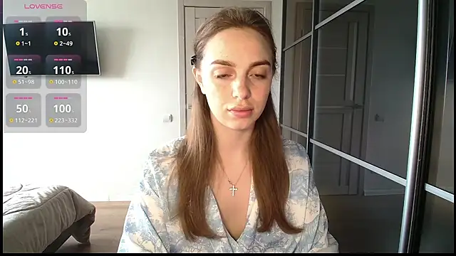  julia wonderful  online show from 04-02-26, 08:45