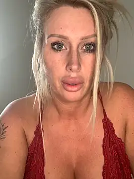 Snapshot of ArabellaJames chatting on 02-11-26, 11:26 ArabellaJames online show from 02-11-26, 11:26