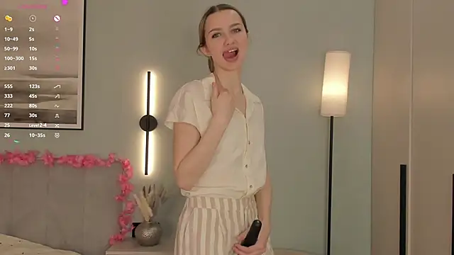 Snapshot of EclipseUrge chatting on 03-01-26, 07:43 EclipseUrge online show from 03-01-26, 07:43