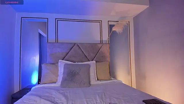 KaattyDoll online show from 04-10-26, 08:24