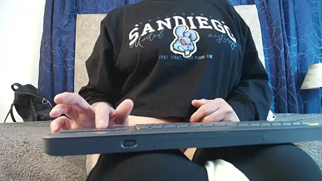 melanie Nasty whore online show from 02-26-26, 08:52