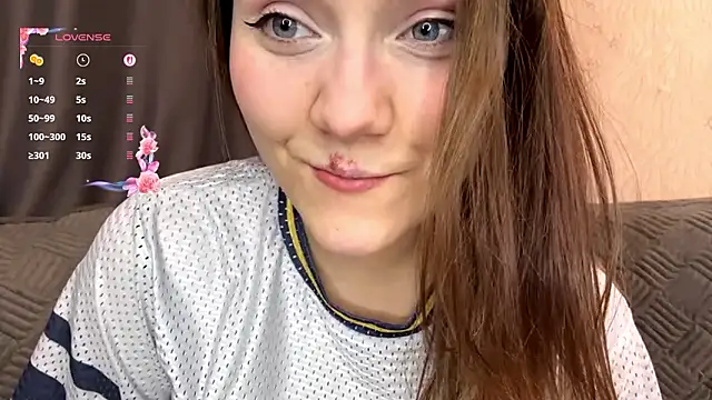 Snapshot of BunnyFleur chatting on 02-26-26, 05:23 BunnyFleur online show from 02-26-26, 05:23