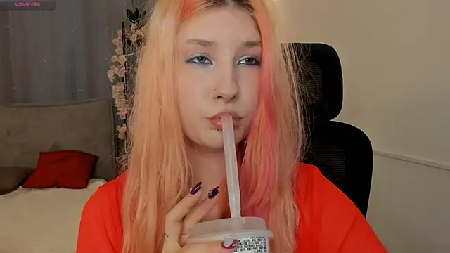 WarmAtEdges online show from 03-24-26, 03:28