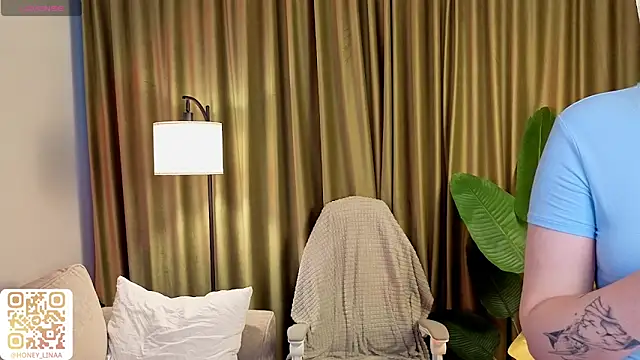 Snapshot of honey_kors chatting on 02-24-26, 12:03 honey kors online show from 02-24-26, 12:03