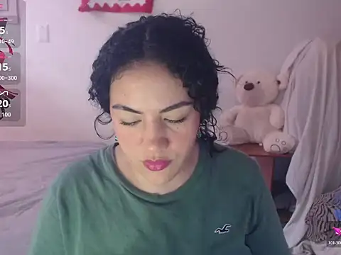 Snapshot of MaissaArabic chatting on 02-26-26, 03:44 MaissaArabic online show from 02-26-26, 03:44