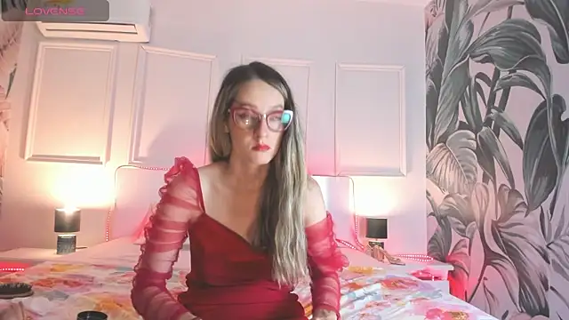 Snapshot of Hada_Magica chatting on 04-07-26, 07:03 Hada Magica online show from 04-07-26, 07:03